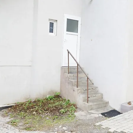 Lerchenhof 假日公园 *