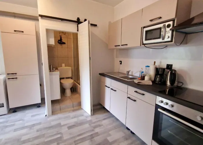 Lerchenhof Tatil parkı *